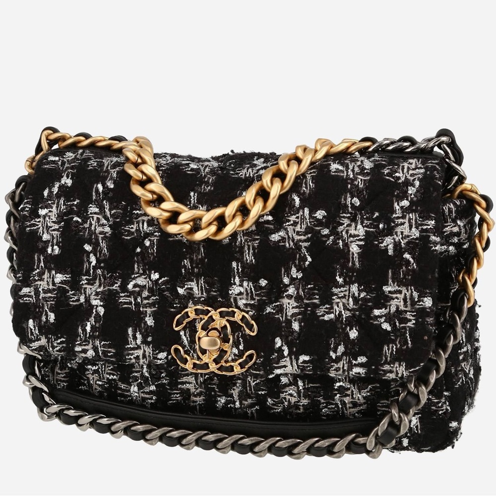 Chanel jumbo bag